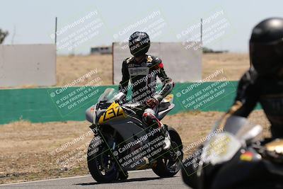 media/Jun-05-2022-WERA (Sun) [[64b01df28d]]/Race 3 C Superbike Expert Novice/